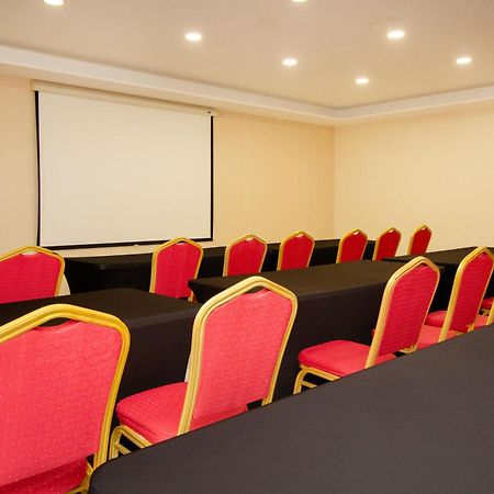 Ramada By Wyndham Panama Via Argentina Hotel Екстериор снимка