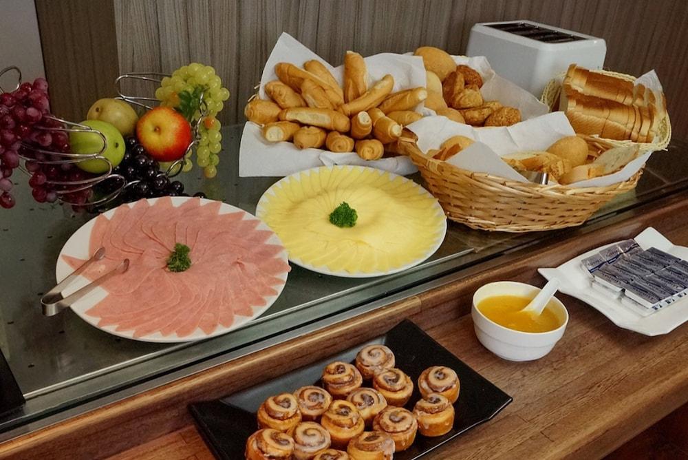 Ramada By Wyndham Panama Via Argentina Hotel Екстериор снимка