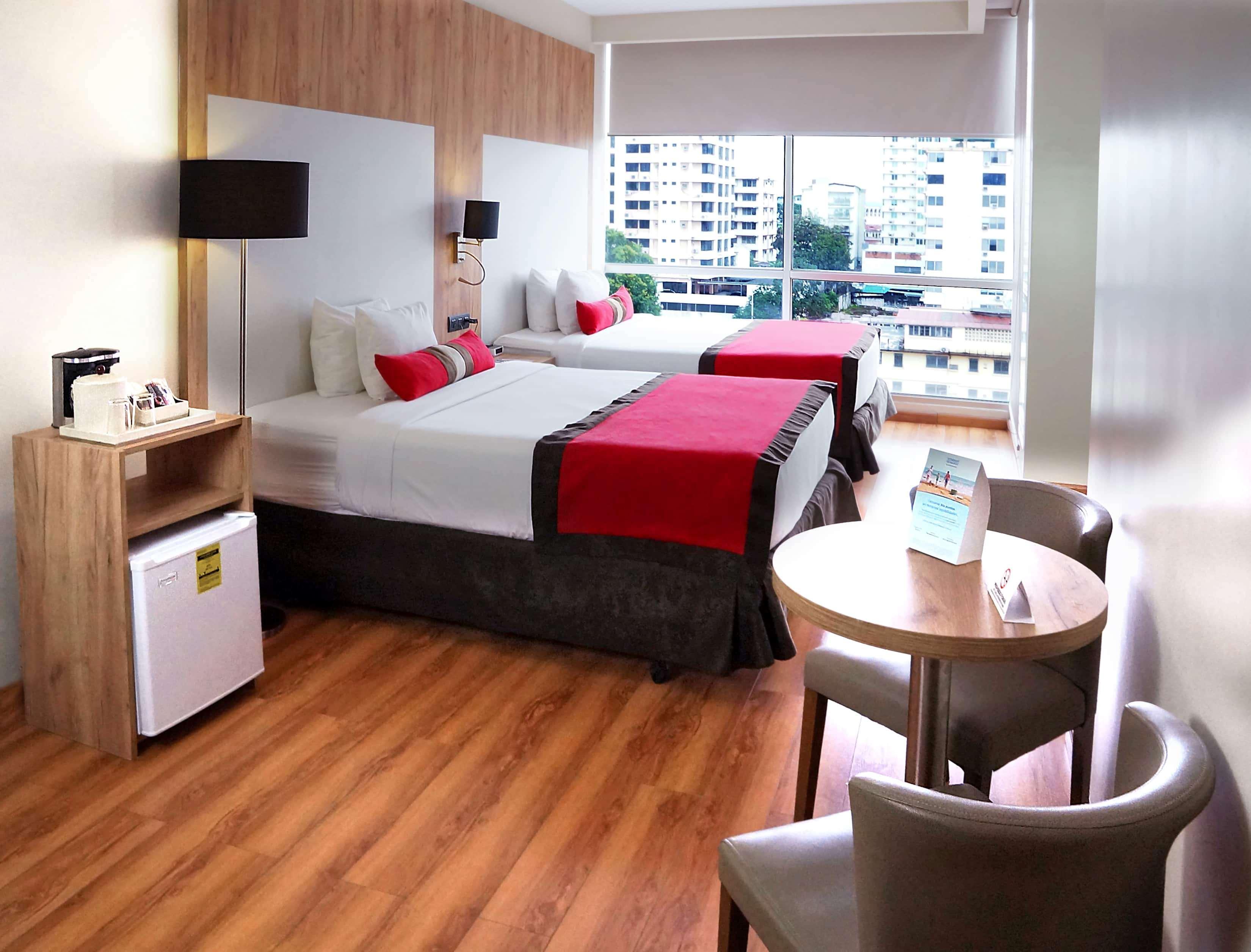 Ramada By Wyndham Panama Via Argentina Hotel Екстериор снимка