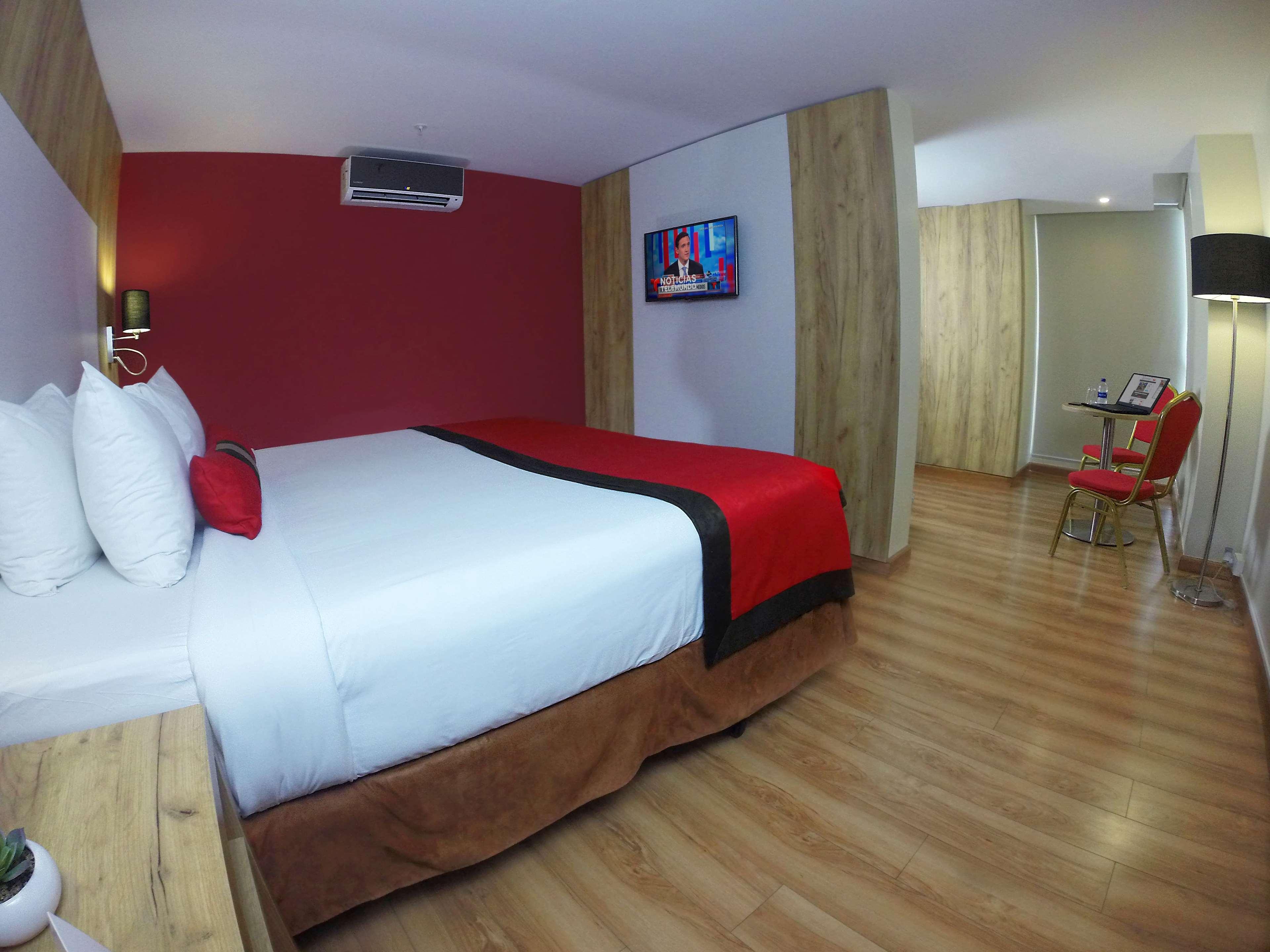 Ramada By Wyndham Panama Via Argentina Hotel Екстериор снимка