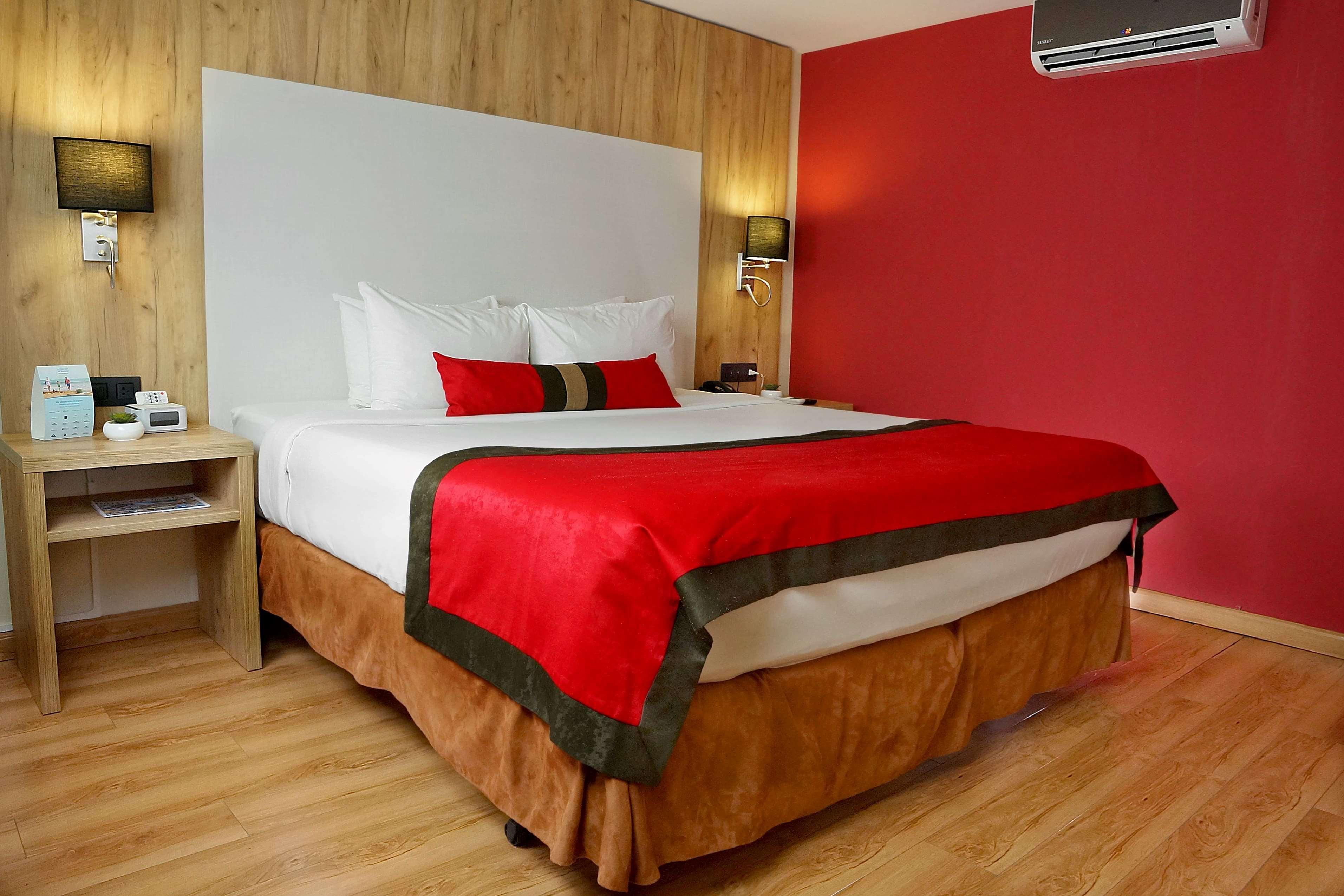 Ramada By Wyndham Panama Via Argentina Hotel Екстериор снимка