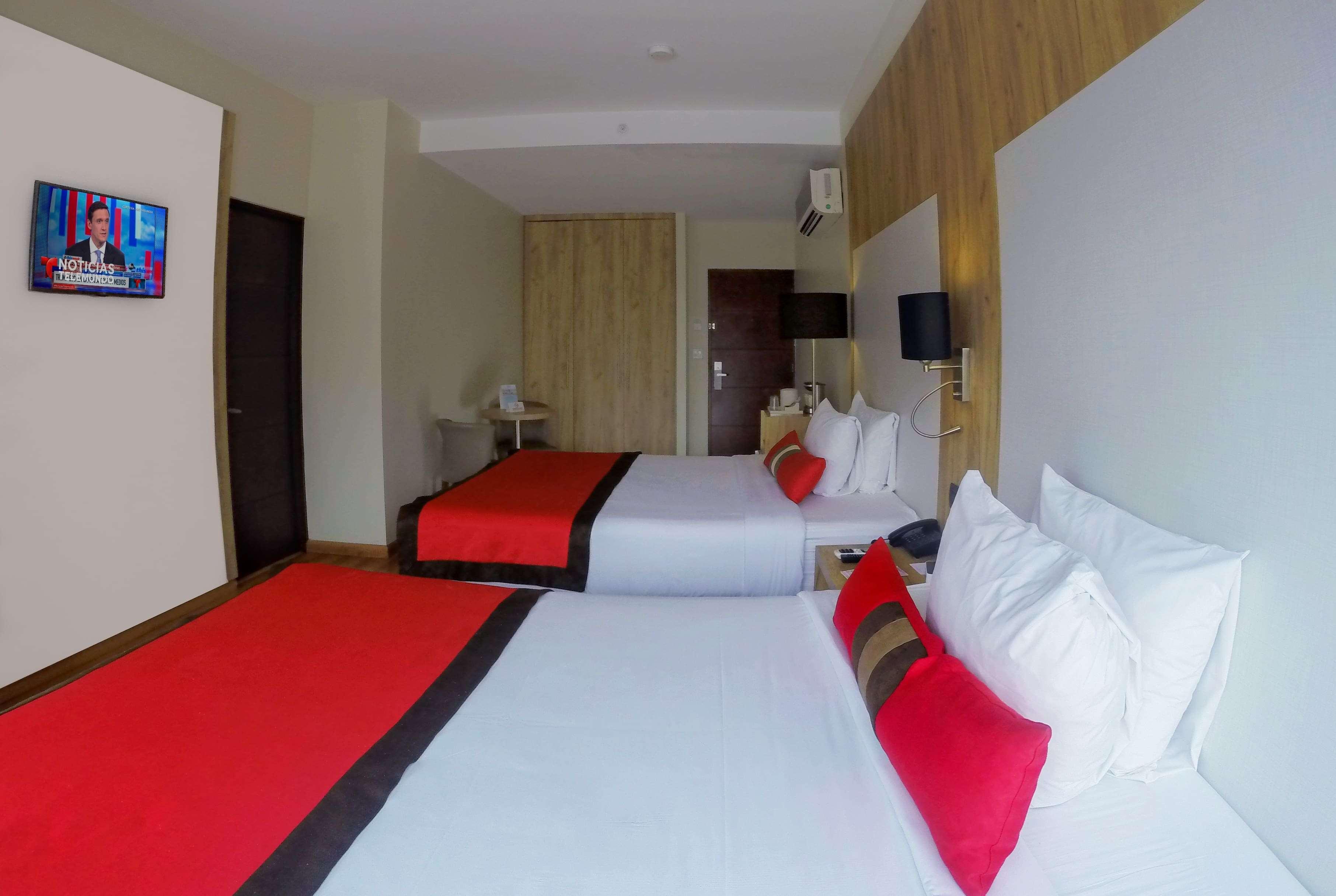 Ramada By Wyndham Panama Via Argentina Hotel Екстериор снимка