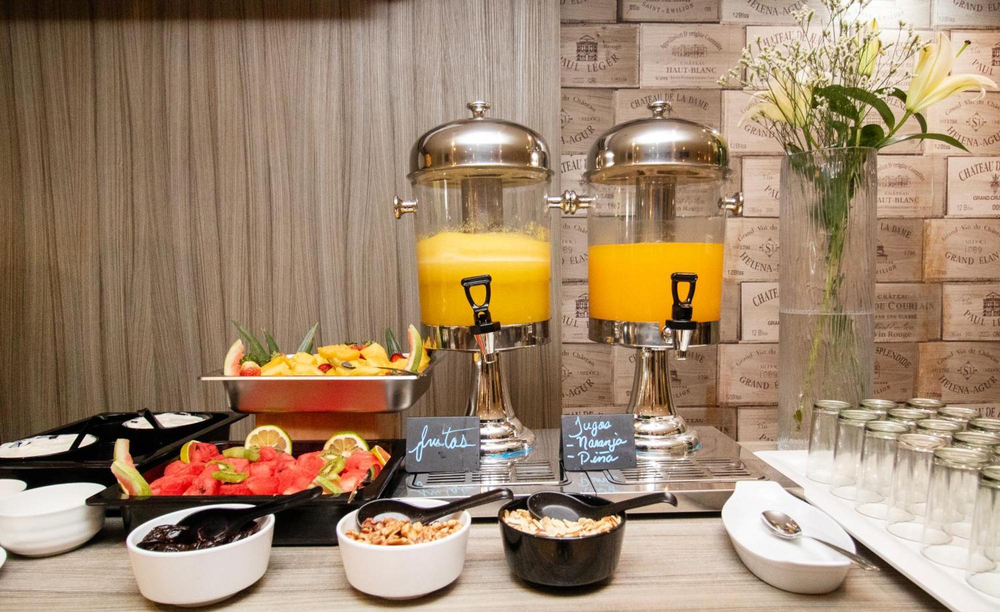 Ramada By Wyndham Panama Via Argentina Hotel Екстериор снимка