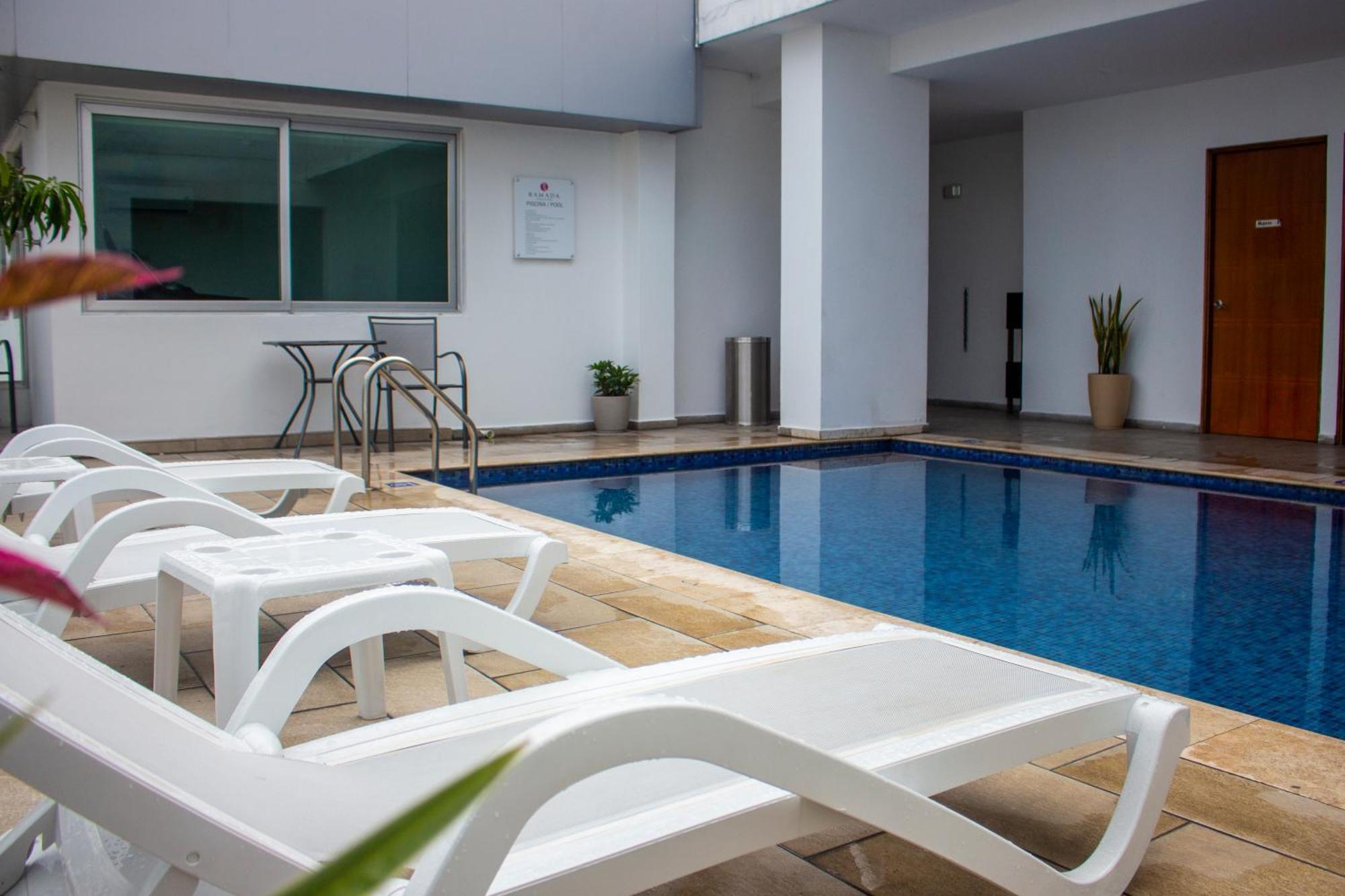 Ramada By Wyndham Panama Via Argentina Hotel Екстериор снимка