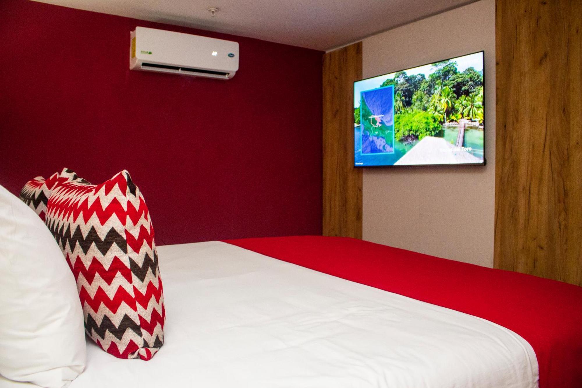 Ramada By Wyndham Panama Via Argentina Hotel Екстериор снимка