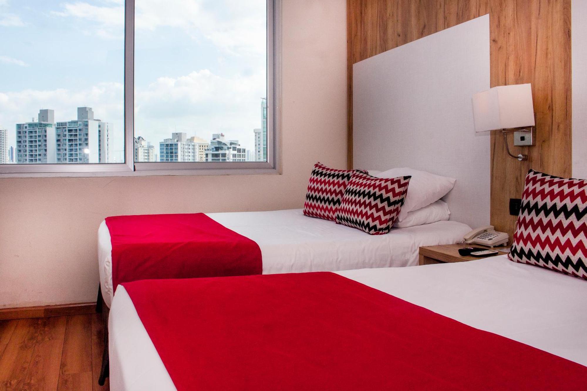 Ramada By Wyndham Panama Via Argentina Hotel Екстериор снимка