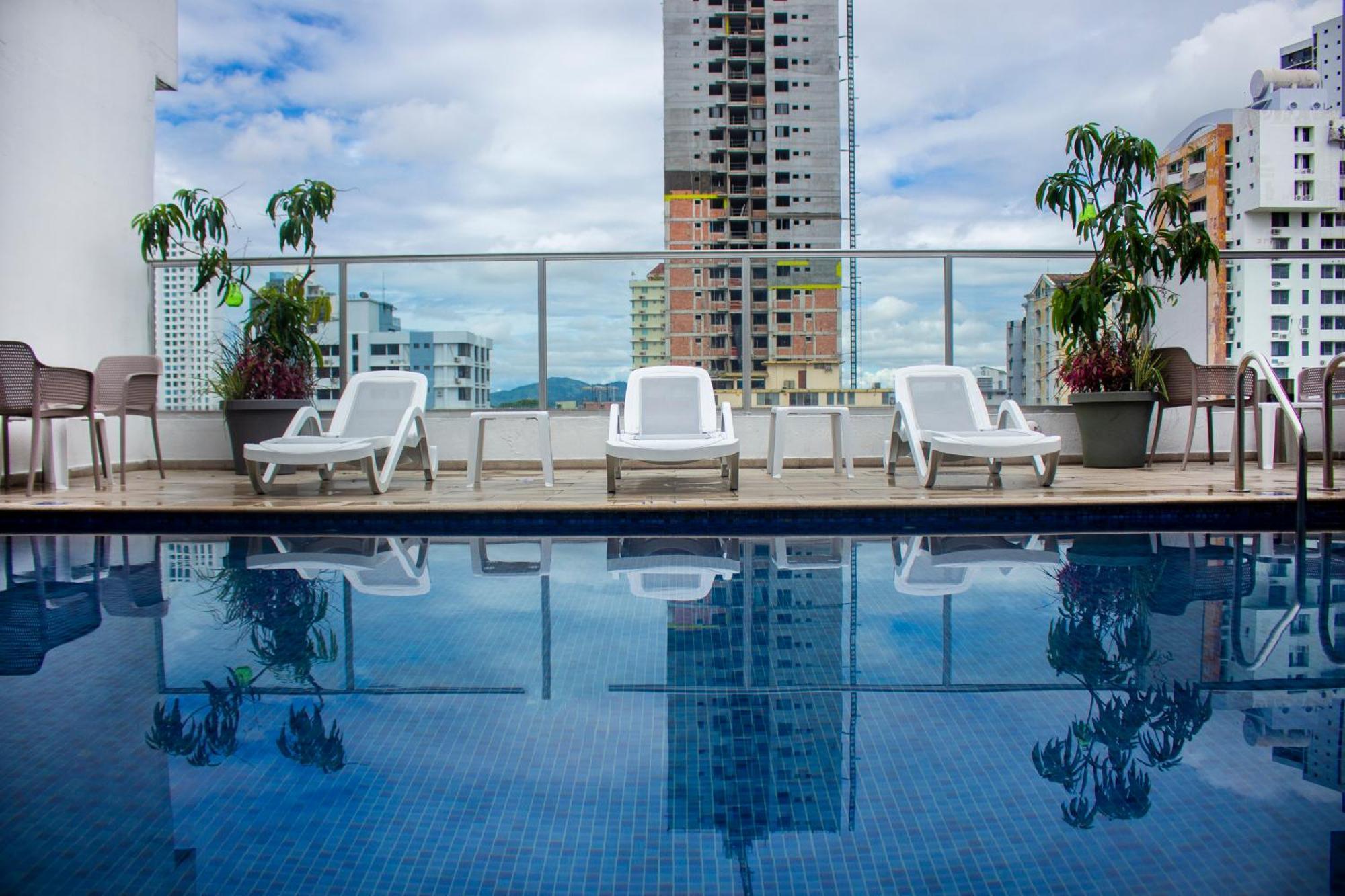Ramada By Wyndham Panama Via Argentina Hotel Екстериор снимка