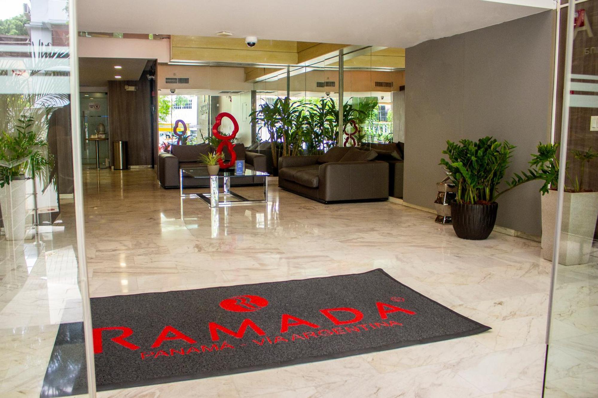 Ramada By Wyndham Panama Via Argentina Hotel Екстериор снимка