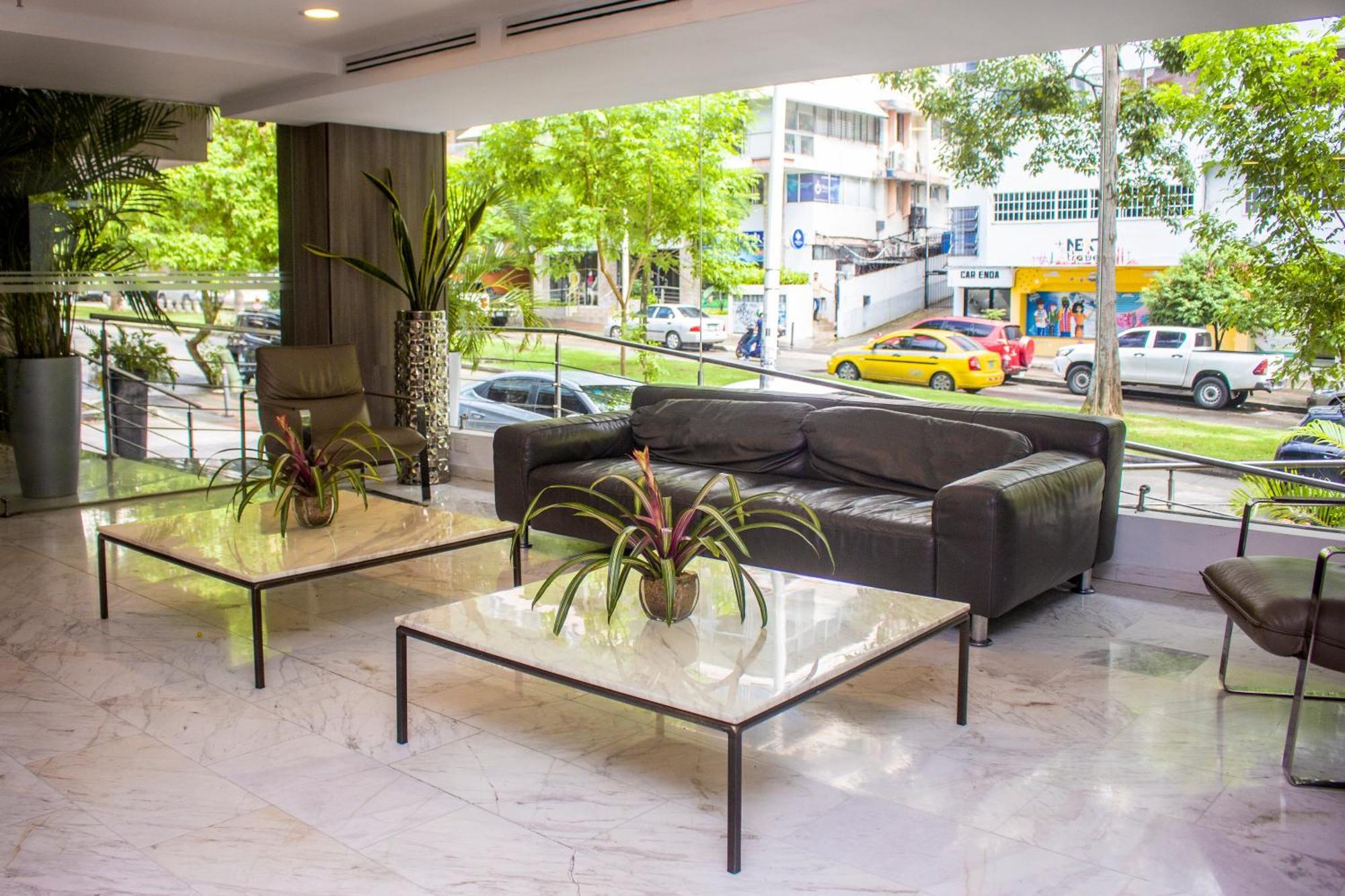 Ramada By Wyndham Panama Via Argentina Hotel Екстериор снимка