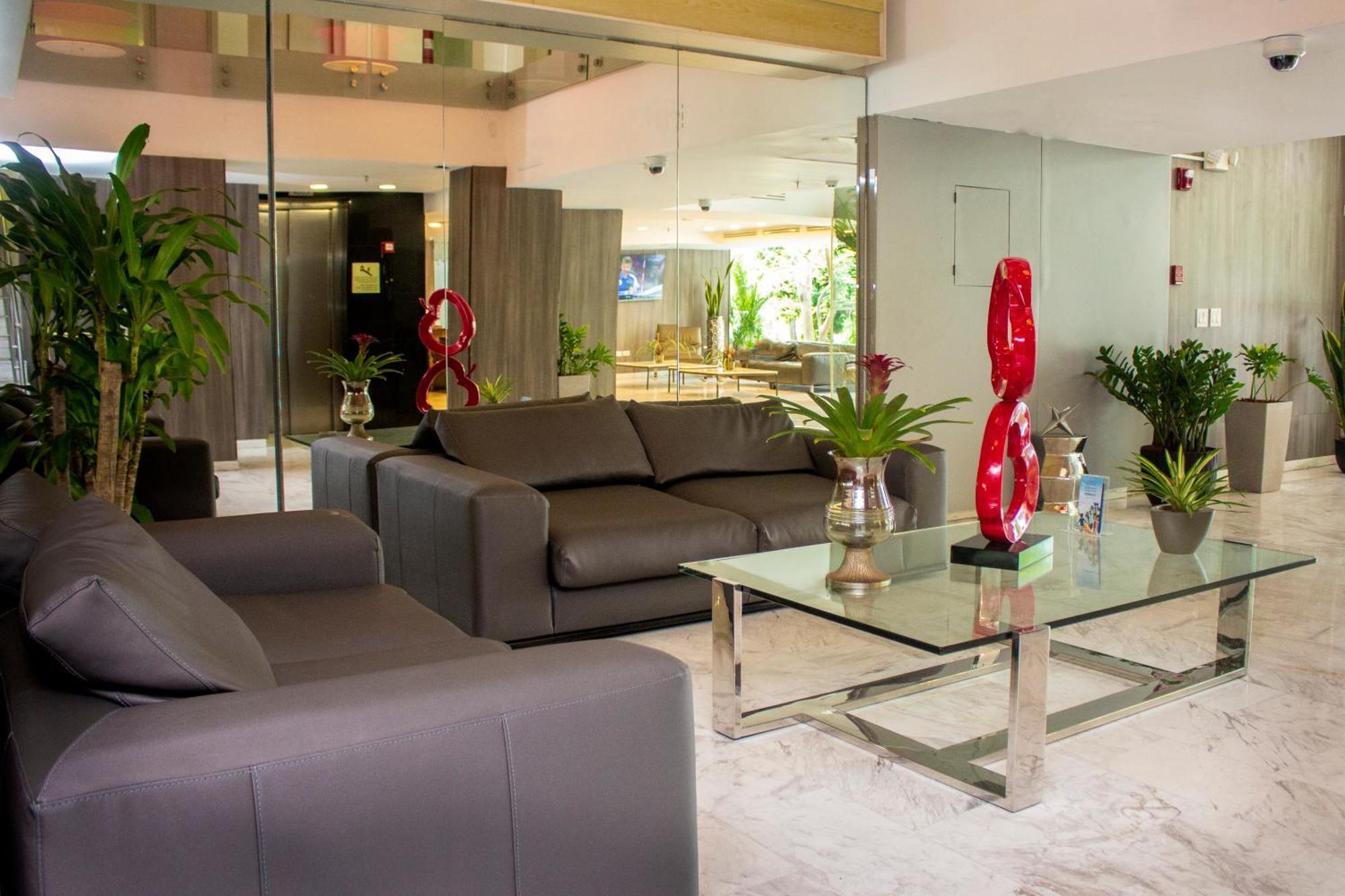 Ramada By Wyndham Panama Via Argentina Hotel Екстериор снимка